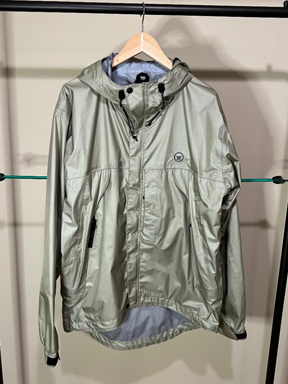 Sierra Designs Genesis Rain Jacket Men's Size Medium Color Beige/Tan Nylon Shell